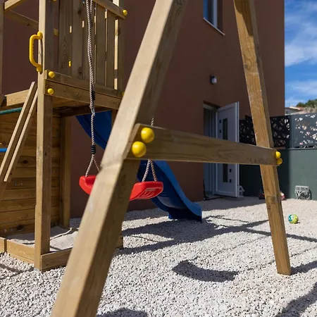 Kate Your Cozy Oasis With Private Parking And Balkony Apartment *